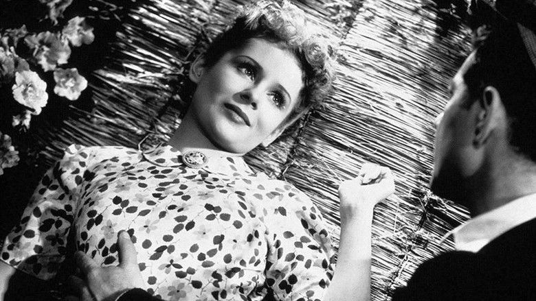 кадр из фильма День начинается