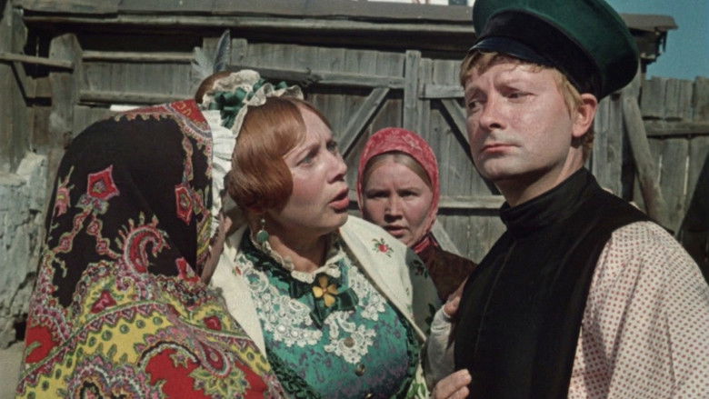 кадр из фильма Женитьба Бальзаминова