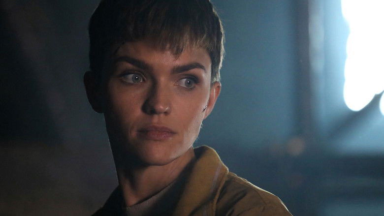 кадр из фильма Малышка с характером