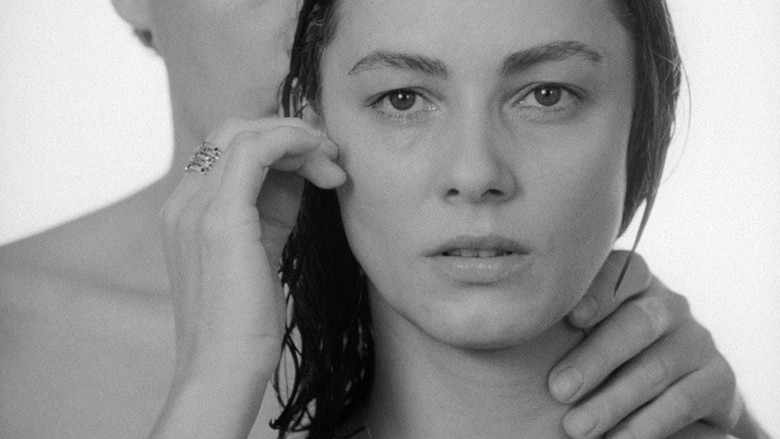 кадр из фильма Из жизни марионеток