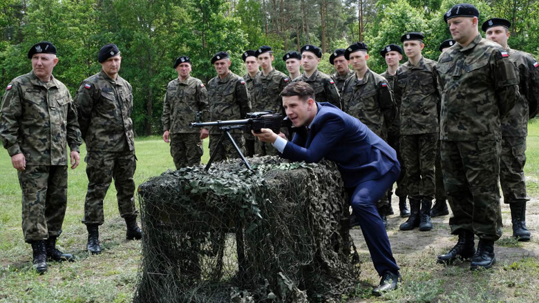 кадр из фильма Политика