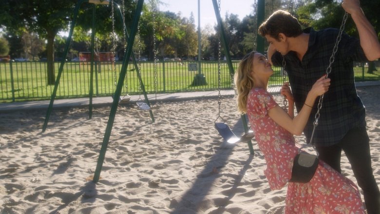 кадр из фильма Loves Me, Loves Me Not