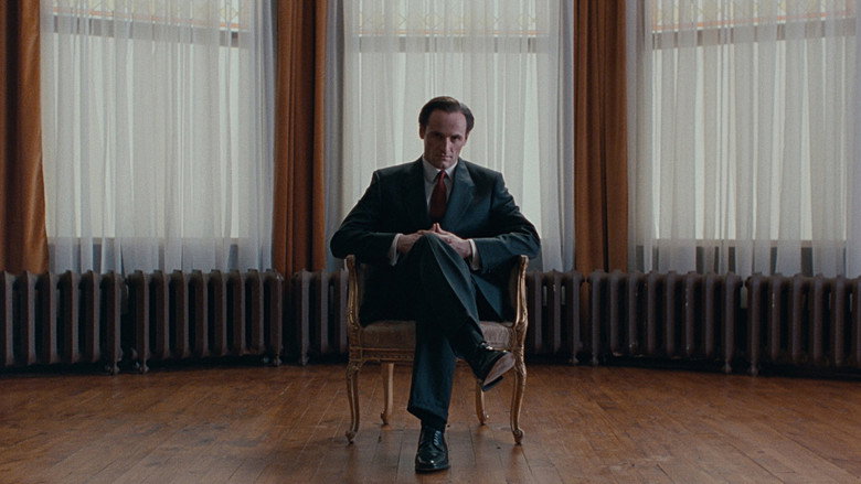 кадр из фильма Thirty Two Short Films About Glenn Gould
