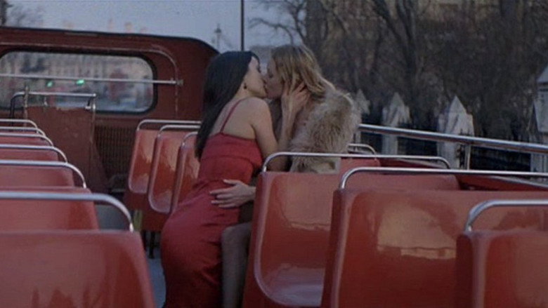 кадр из фильма Private Moments
