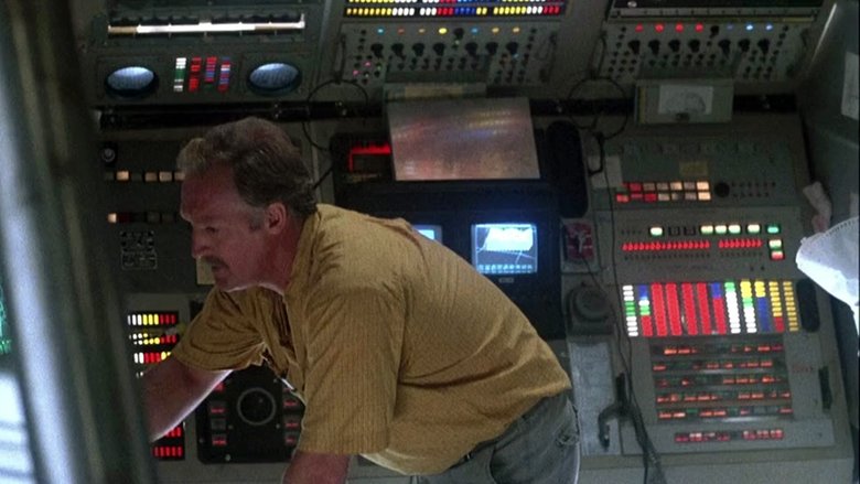 кадр из фильма Глубоководная Звезда Шесть