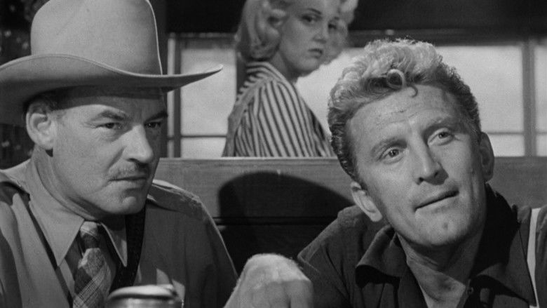 кадр из фильма Туз в рукаве