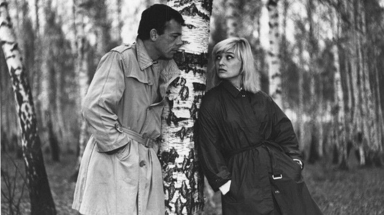 кадр из фильма Любить…