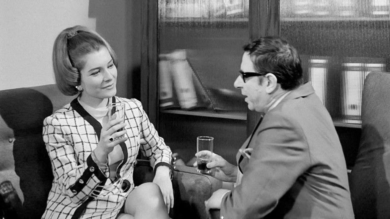 кадр из фильма Ποιος Θανάσης!