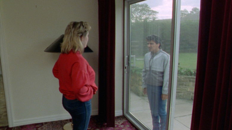 кадр из фильма Rita, Sue and Bob Too