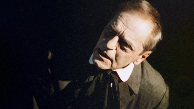 кадр из фильма Месть в доме Ашеров