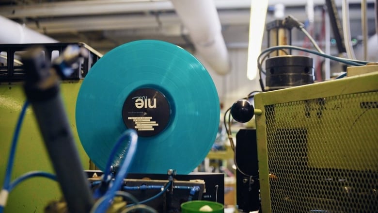 кадр из фильма 100.000 - Alles, was ich nie wollte