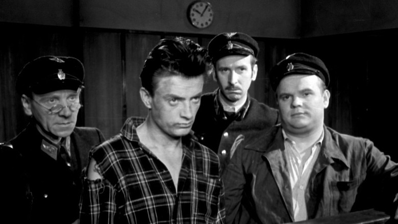 кадр из фильма Лунатики