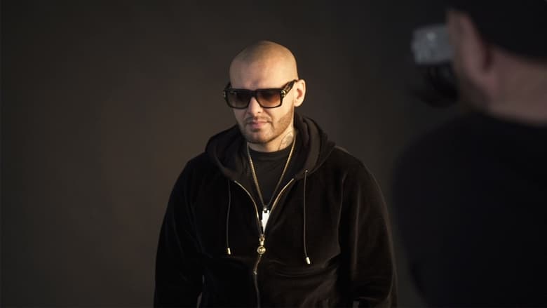 кадр из фильма RYTMUS Sídliskový Sen