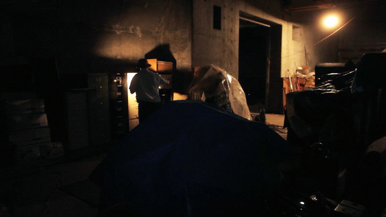 кадр из фильма Ufologist