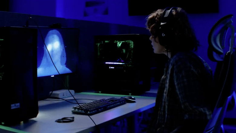 кадр из фильма Me.exe