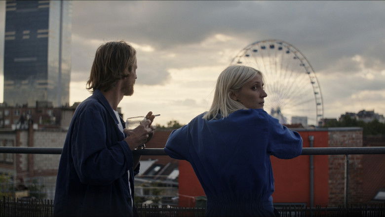 кадр из фильма Жизнь, полная безумия