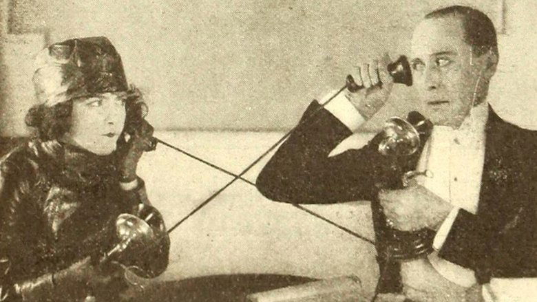 кадр из фильма Flying Pat