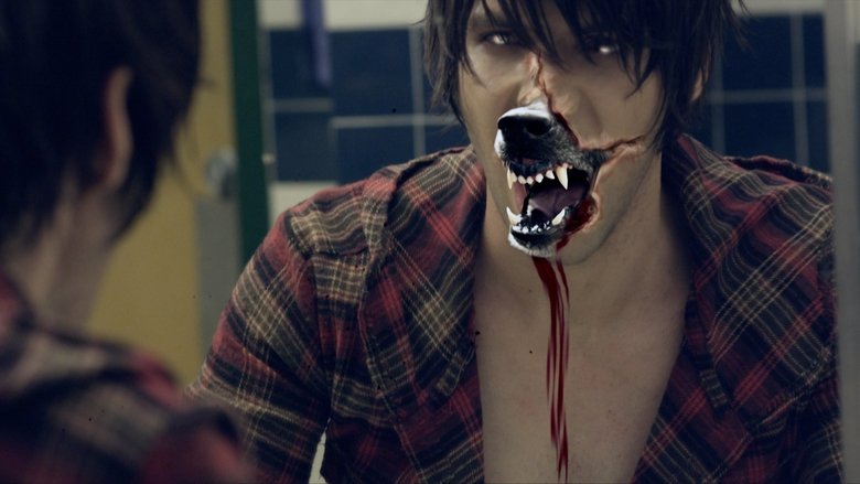 кадр из фильма Восход тёмной луны