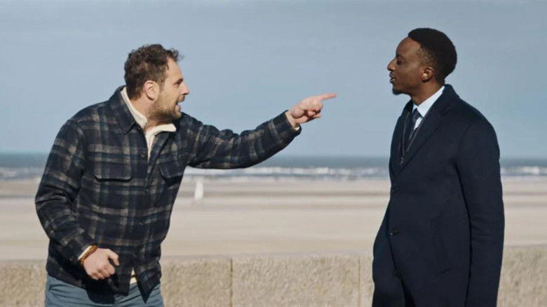 кадр из фильма Ici et là-bas