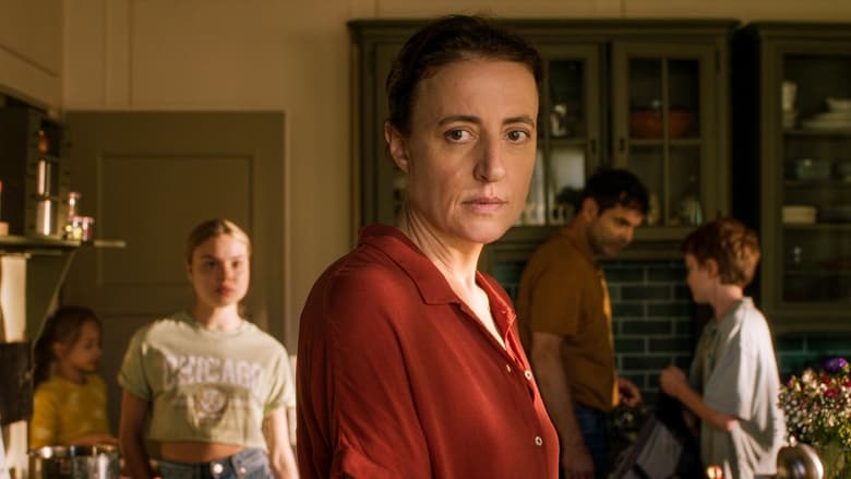 кадр из фильма Воробей в камине