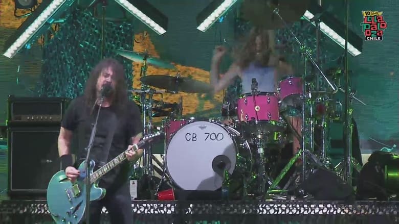 кадр из фильма Foo Fighters Live at Lollapalooza Chile 2022