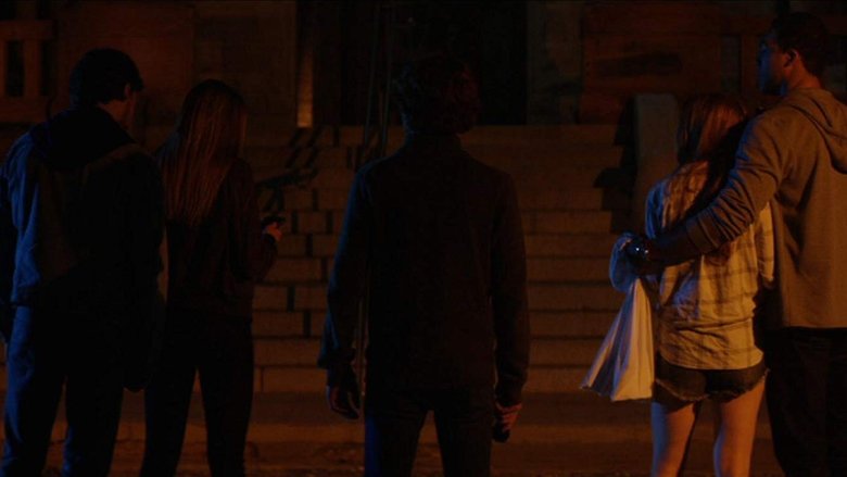 кадр из фильма Apparition