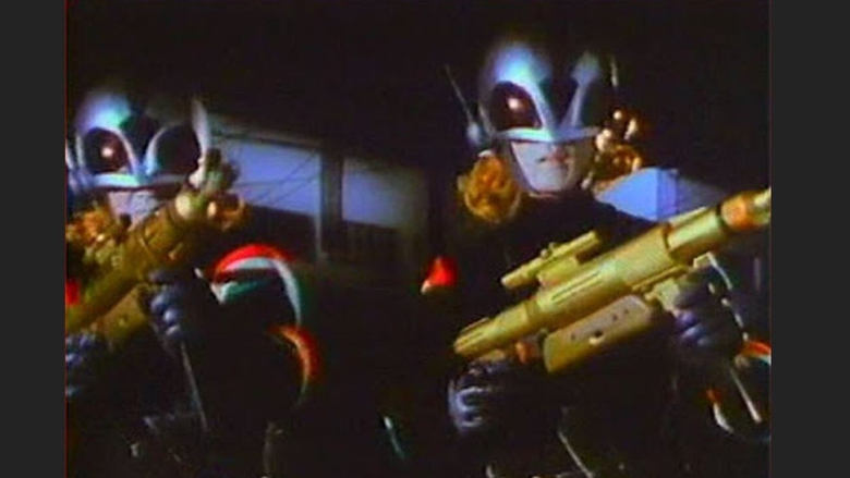 кадр из фильма Fugitive Alien