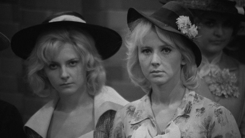 кадр из фильма Сжигатель трупов