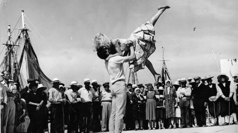 кадр из фильма Αλίκη αγάπη μου