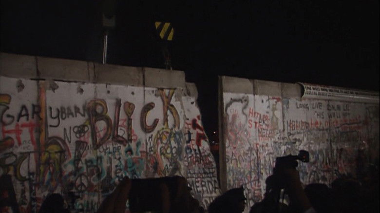 кадр из фильма La bande son des années 90