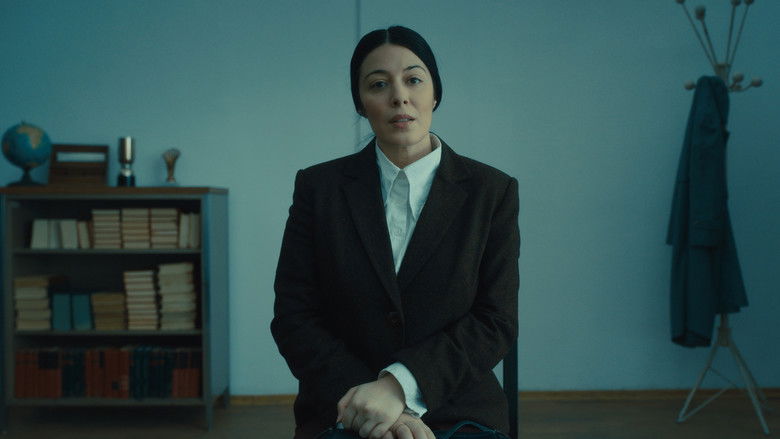 кадр из фильма Between Borders