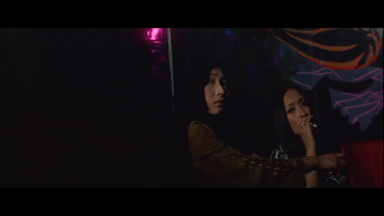 кадр из фильма 女番長　野良猫ロック