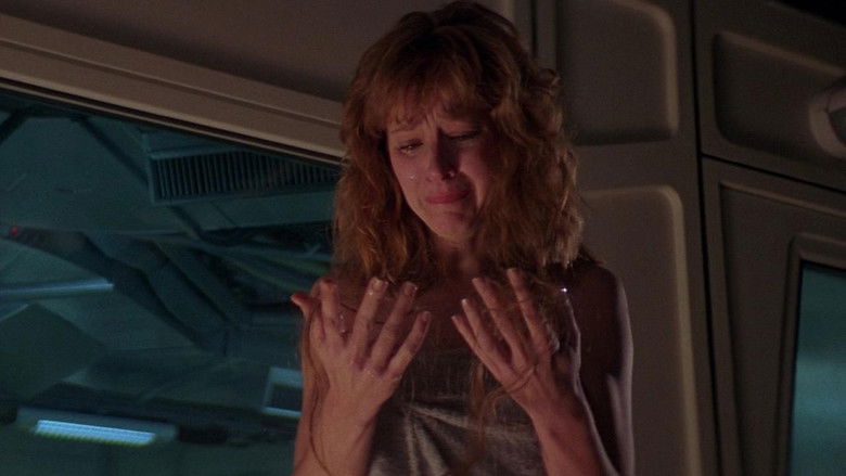 кадр из фильма Левиафан