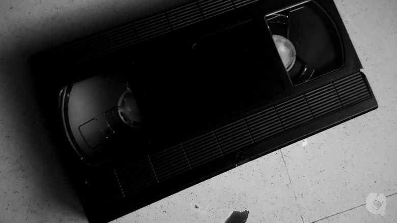 кадр из фильма HEL