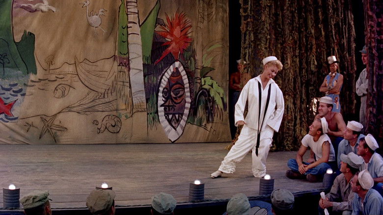 кадр из фильма Юг Тихого океана