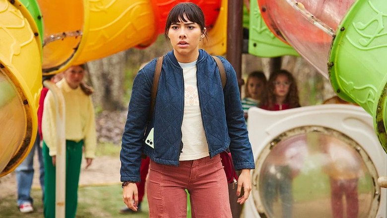 кадр из фильма Hive