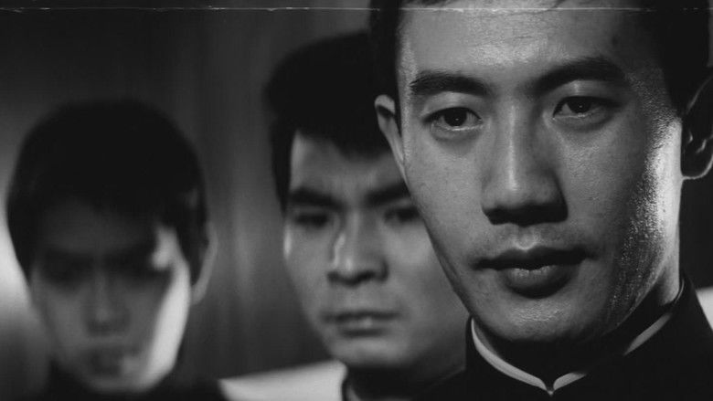 кадр из фильма Меч