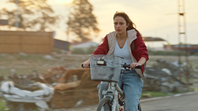 кадр из фильма Bir Gece Kadar Uzak