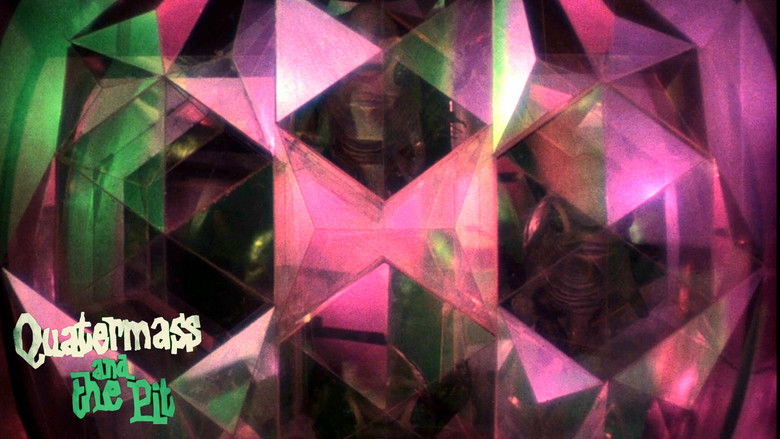 кадр из фильма Куотермасс и колодец
