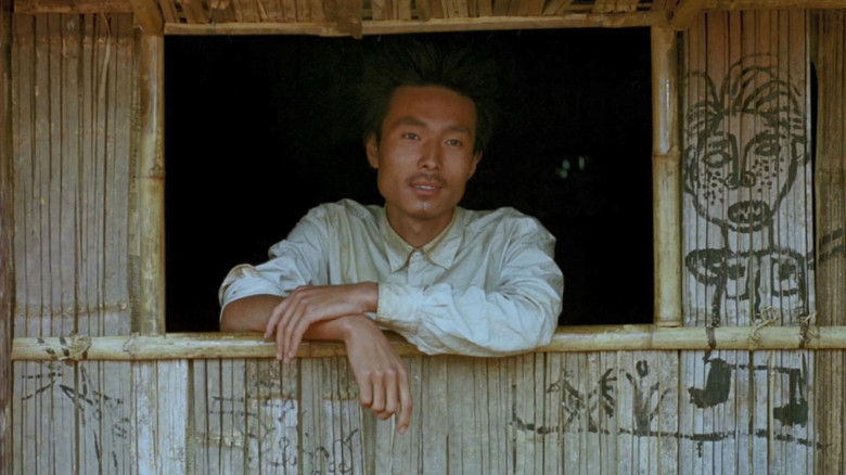 кадр из фильма 孩子王