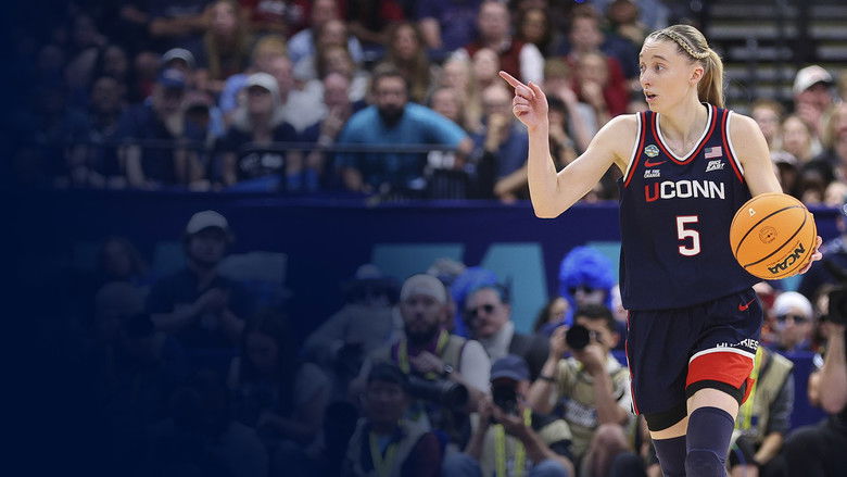 кадр из фильма The Path of Paige Bueckers