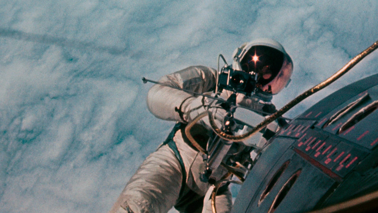 кадр из фильма Для всего человечества