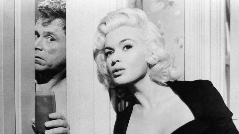 кадр из фильма Эта девушка не может иначе