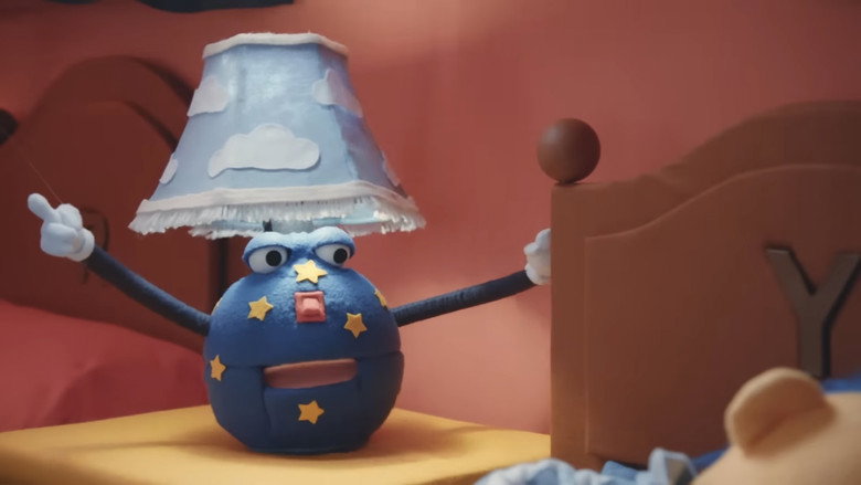 кадр из фильма Don't Hug Me I'm Scared 6