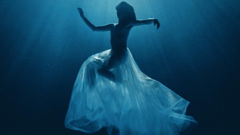 кадр из фильма Она