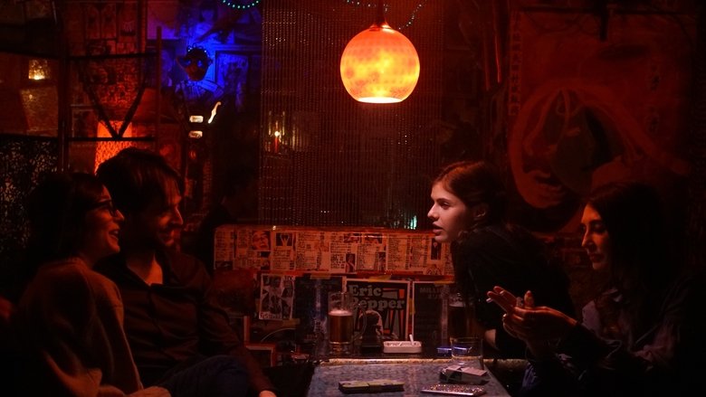 кадр из фильма Все оттенки Токио