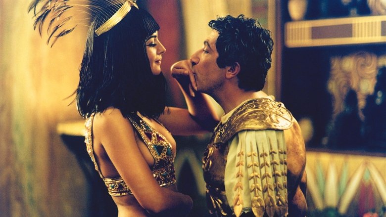 кадр из фильма Астерикс и Обеликс: Миссия Клеопатра