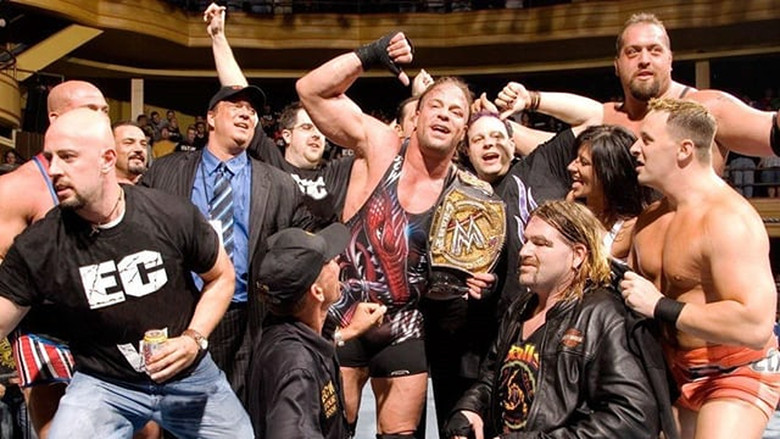 кадр из фильма WWE Icons: Rob Van Dam