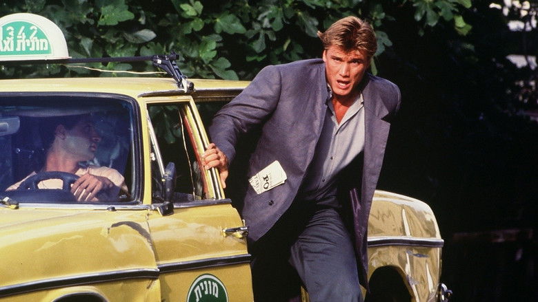 кадр из фильма Черный октябрь