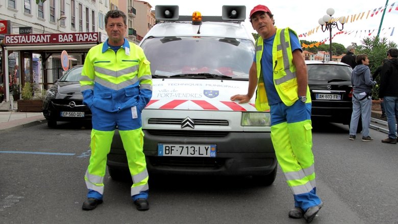 кадр из фильма Les Municipaux, ces héros